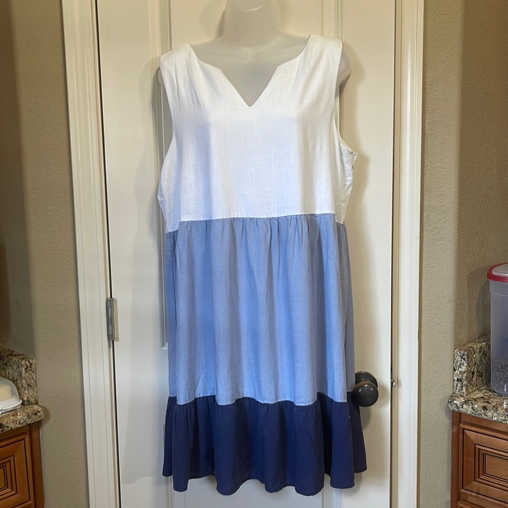 Blue and white rayon/linen blend dress size L